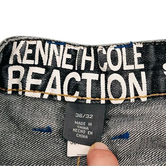 Kenneth Cole Reaction gray straight jeans size 36x32 - Picture 8 of 8